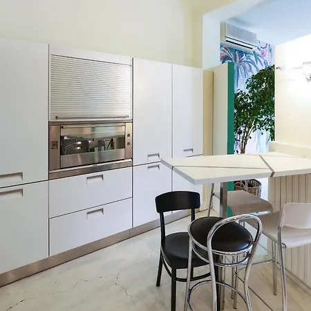 Prestige Boutique Homes - Garden & Pool Милан