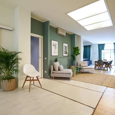 Prestige Boutique Homes - Garden & Pool Апартаменты
