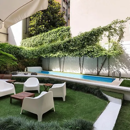 Prestige Boutique Homes - Garden & Pool Apartment *