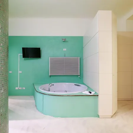 Prestige Boutique Homes - Garden & Pool * Milan