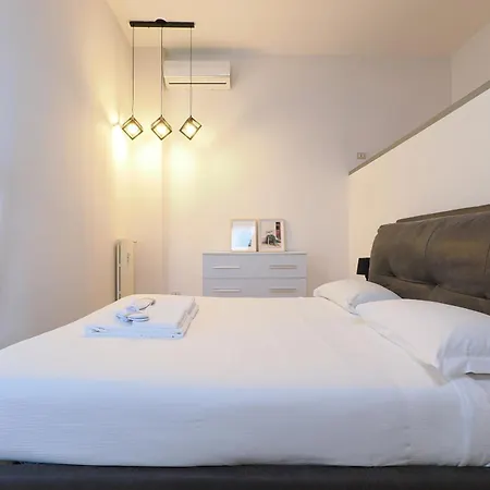 Prestige Boutique Homes - Garden&pool Apartment *